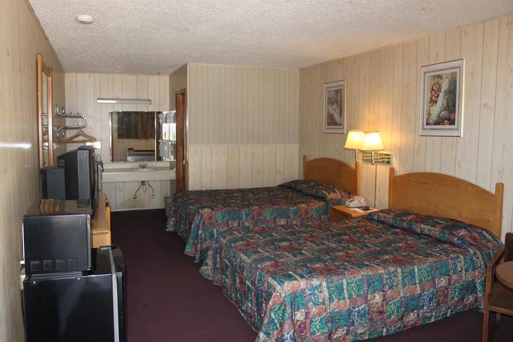 Gold Key Inn Brady Buitenkant foto